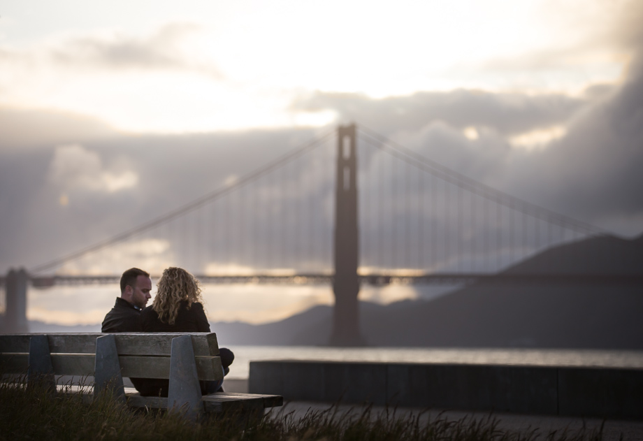 An intimate moment in front of the beautiful Golden Gate Bridge
