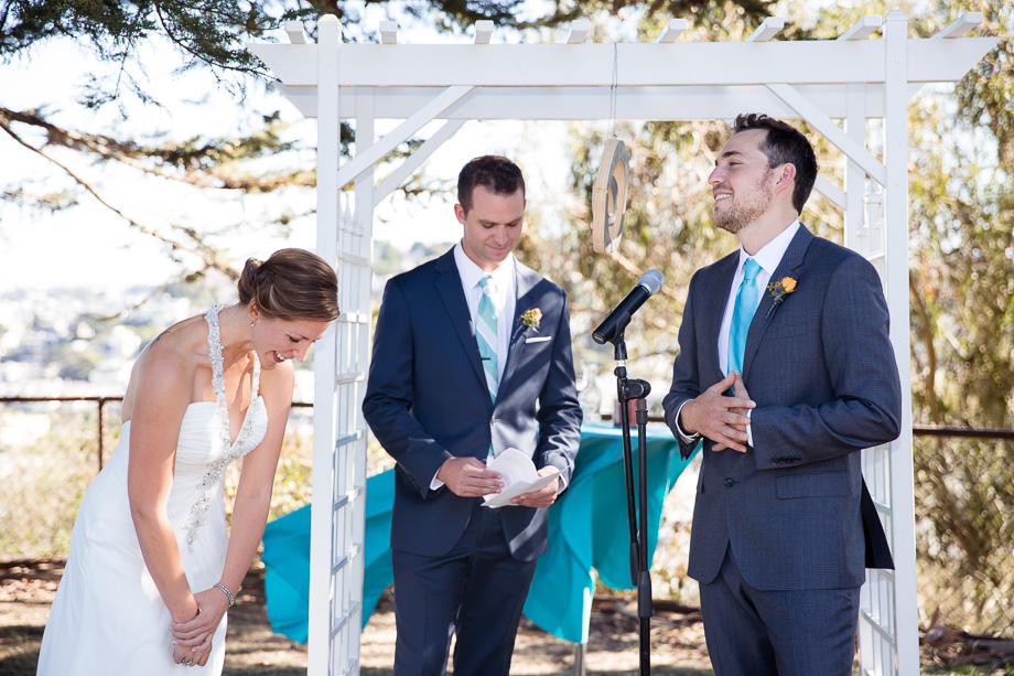 The grooms funny vows made the bride loled