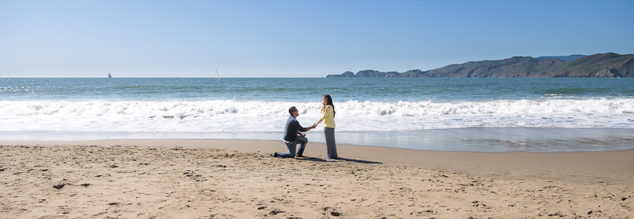 proposal with the beautiful ocean secenery