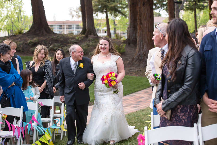 dad walking the bride down the aisle