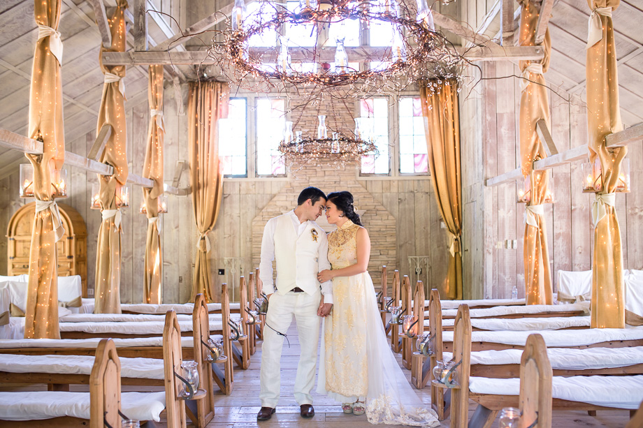 dreamy romantic and gold glamrous chapel wedding in Union Hill Inn, Sonora California