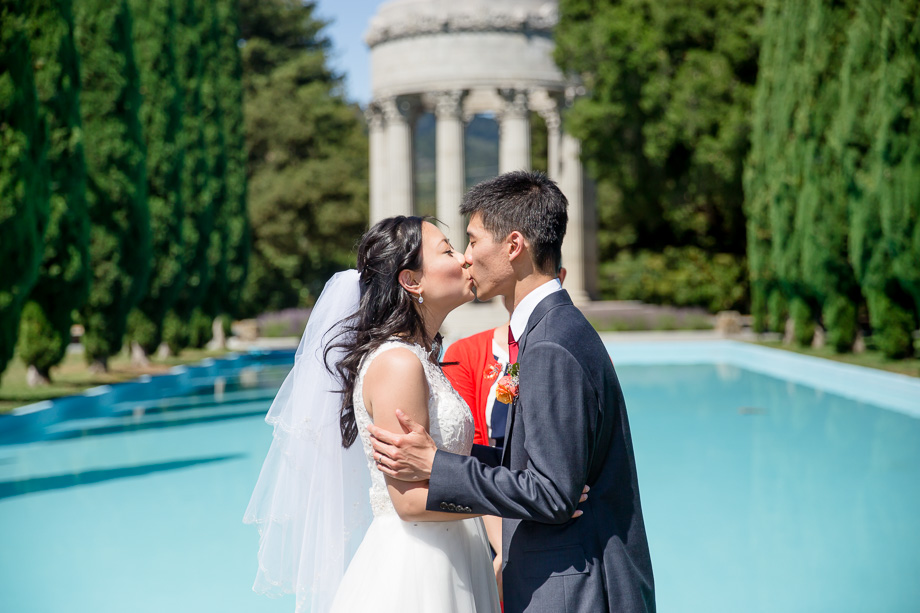 first kiss in front of the temple