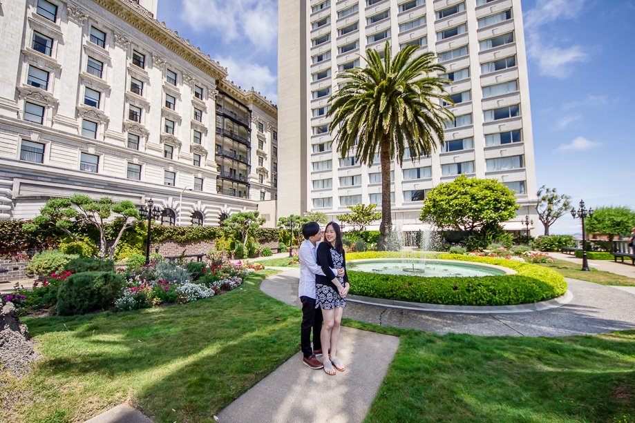 newly engaed couple at the rooftop garden at Fairmont San Francisco