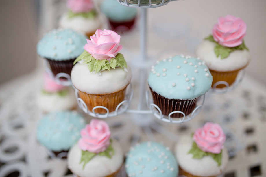 elegant wedding cupcakes - pink and tiffany blue