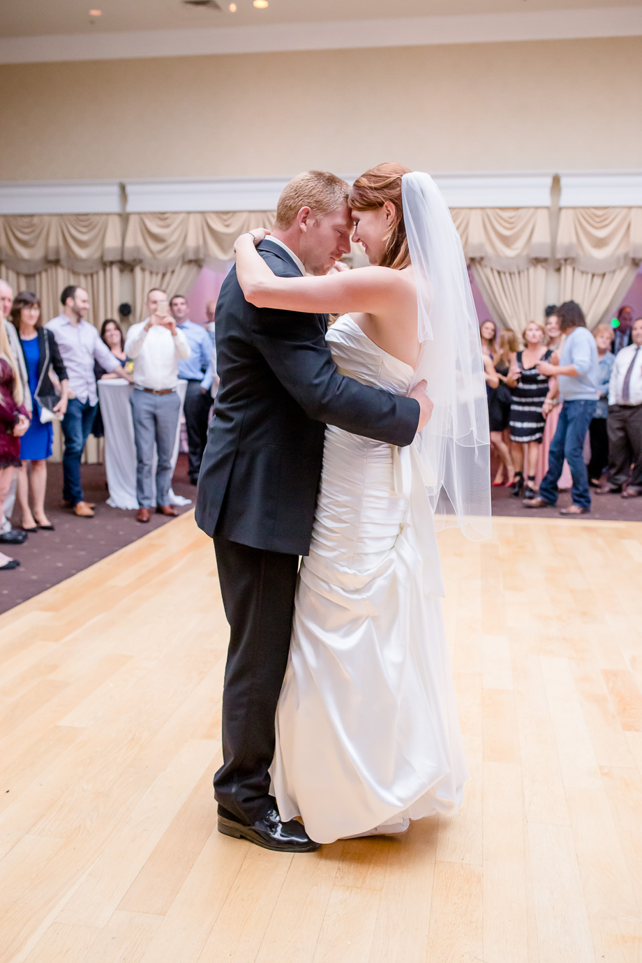 newlyweds first dance at Oceano Hotel and Spa