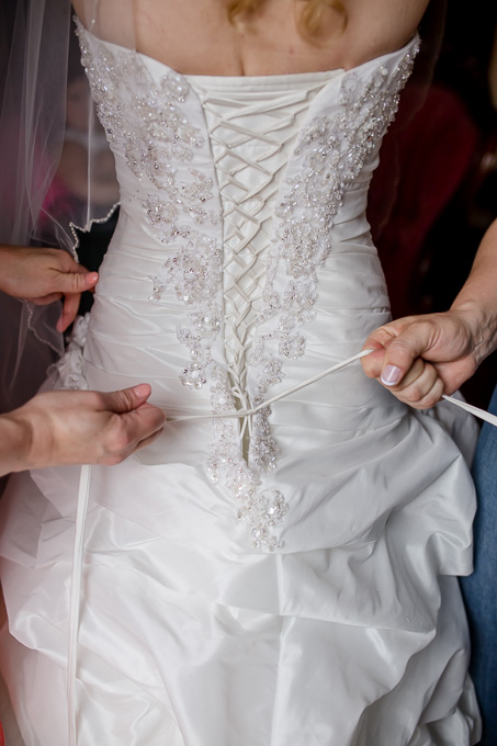 lace up the wedding gown