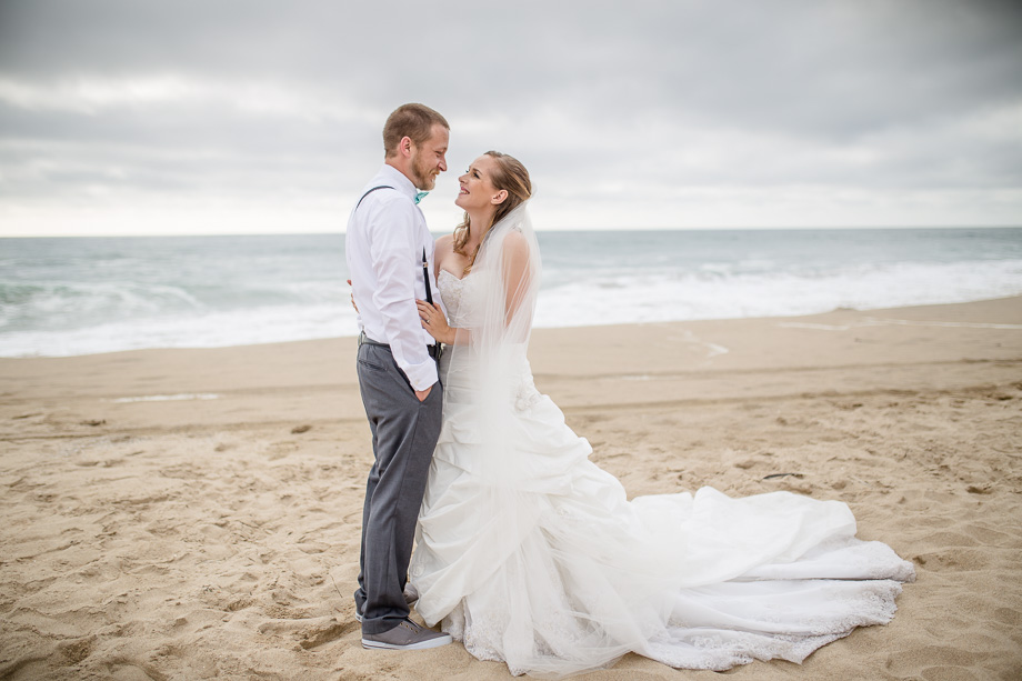 half moon bay beach wedding photo