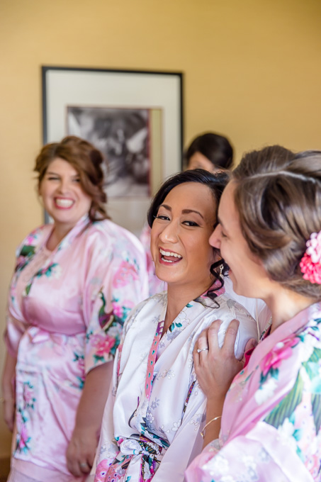 bride and her bridesmaids getting ready at Courtyard Larkspur