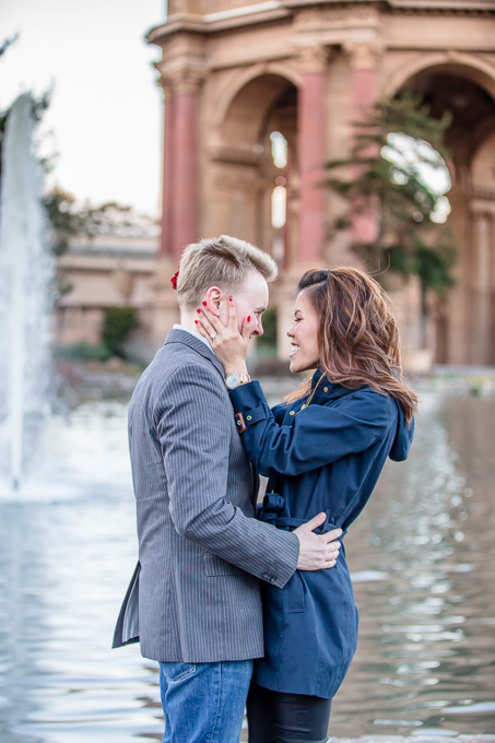 engagement photo at the Palace of Fine Arts fountain