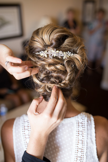 bridal hair updo with a gorgeous hairpin
