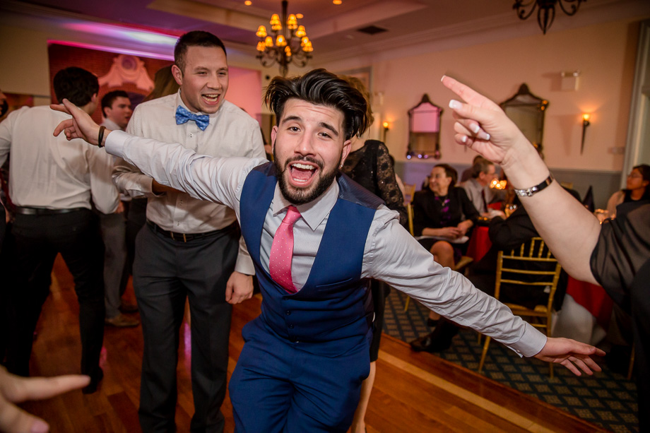 wedding guests owning the dance floor at Dyker Golf Course