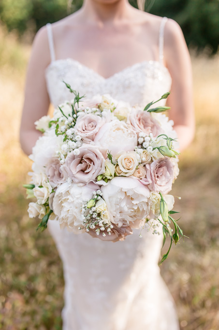 California mansion wedding pink and white bridal bouquet