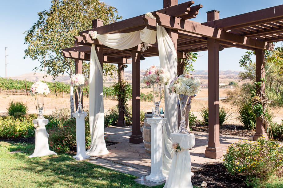 tall centerpiece and draping at a beautiful Livermore winery wedding