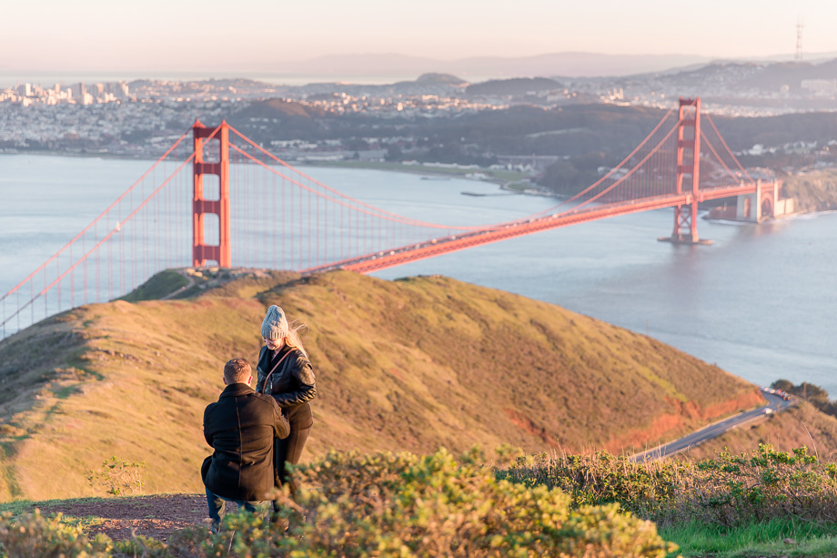 surprise proposal at the best spot overlooking goldn gate bridge and san francisco bay