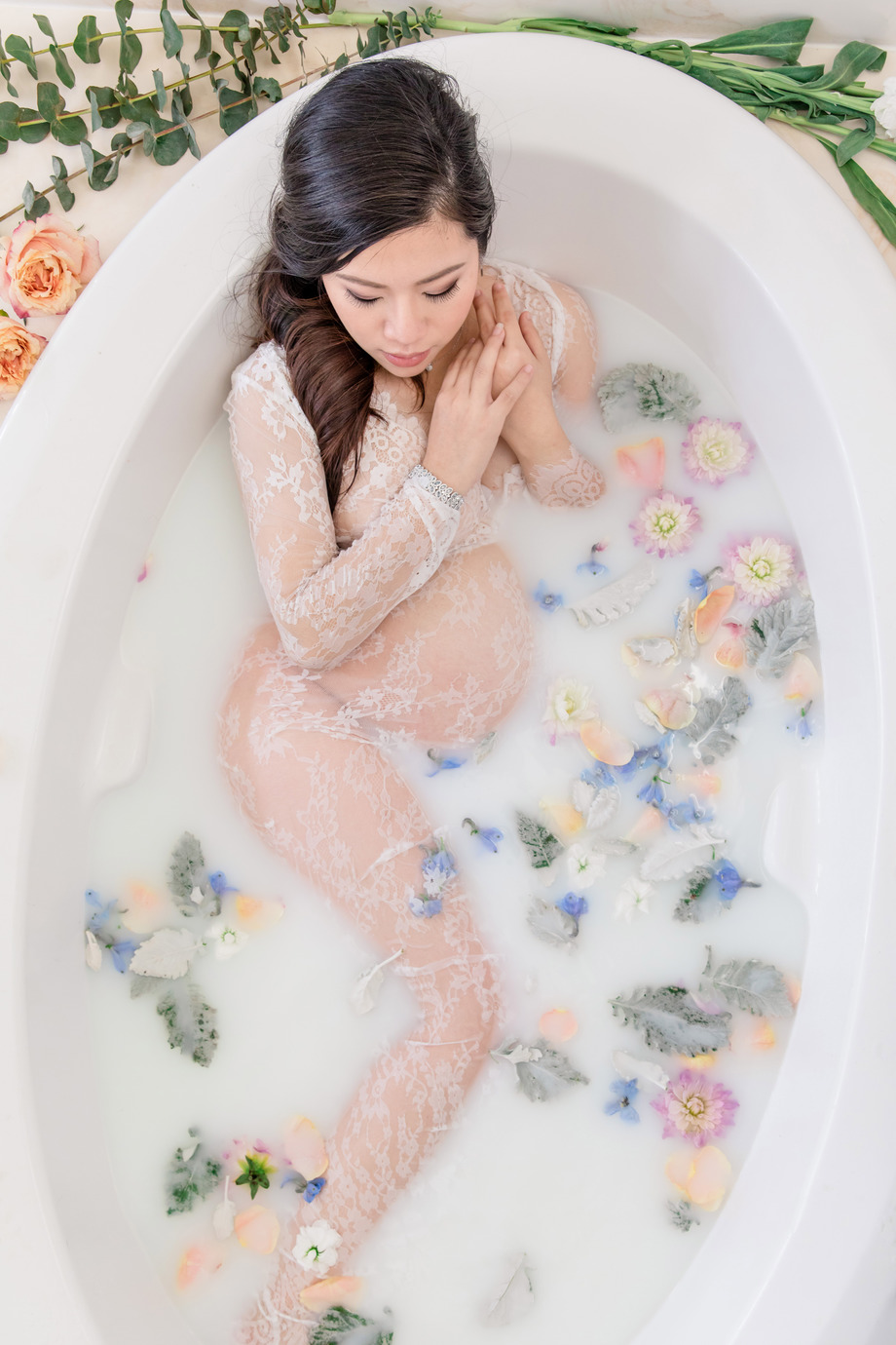 San Francisco maternity boudoir floral milk bath