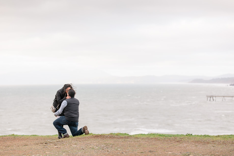 cliffside marriage proposal overlooking the Pacific ocean