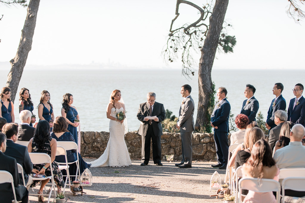 wedding ceremony at CuriOdyssey Coyote Point