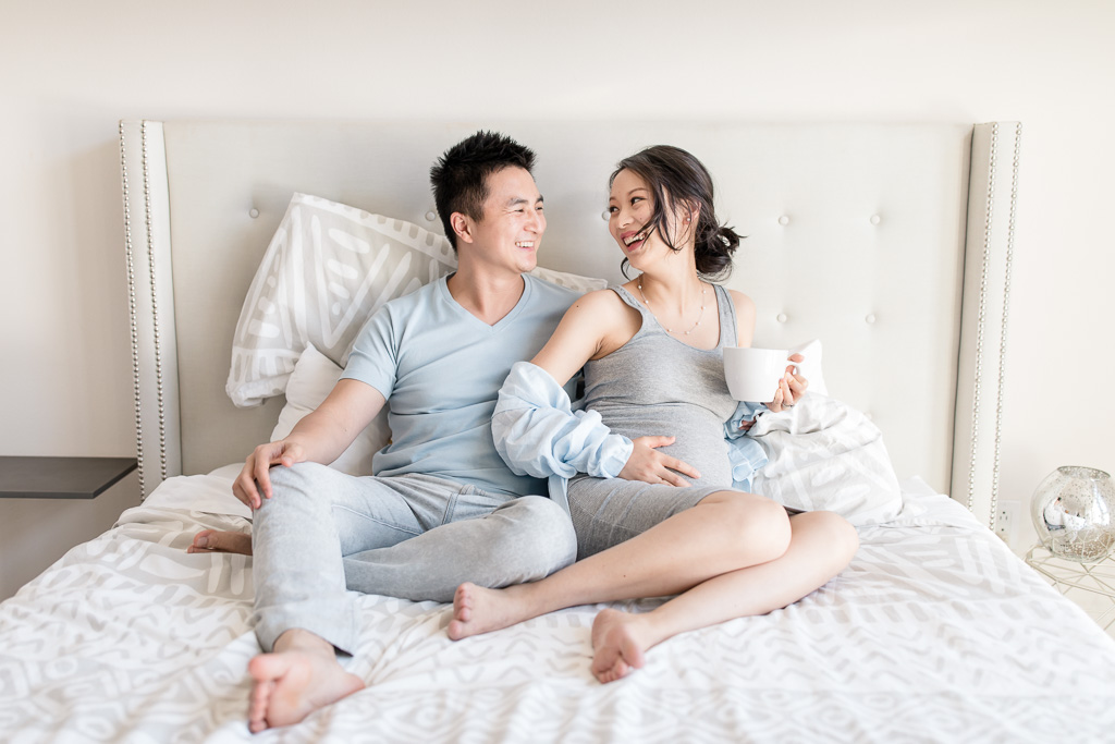 san jose airbnb indoor lifestyle maternity session