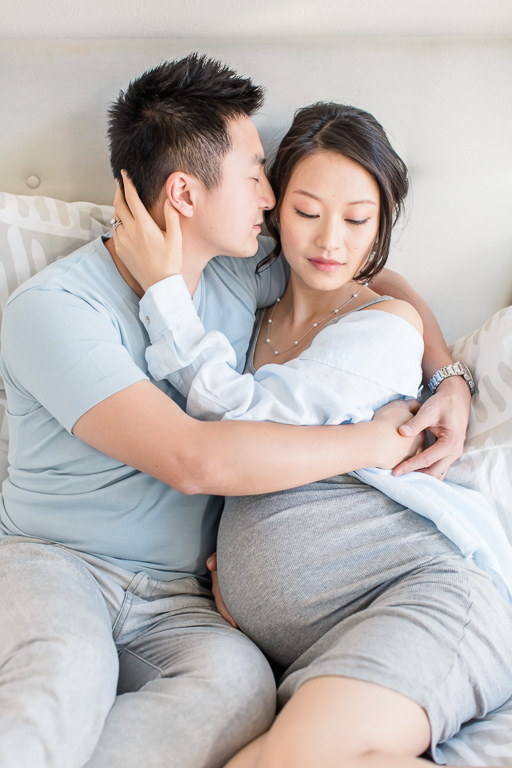 romantic in home maternity session