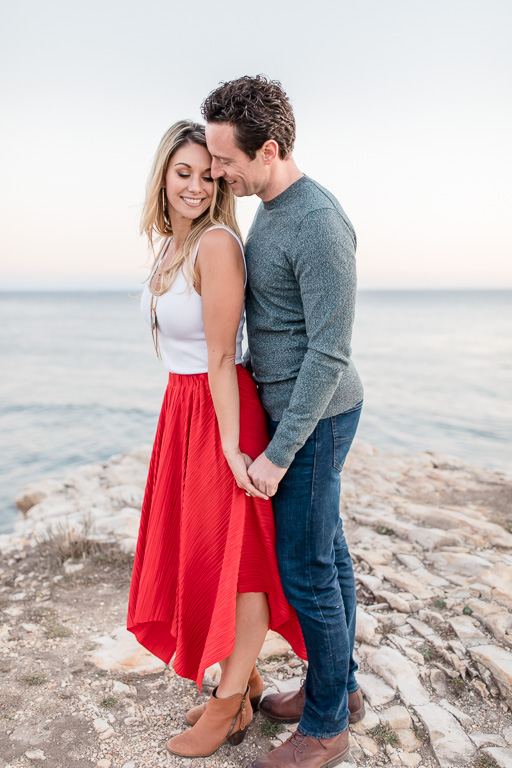 san francisco sunset engagement photo by the pacific ocean