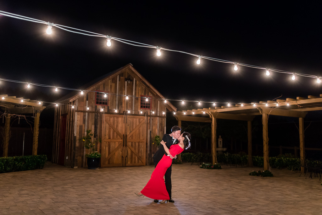 regale winery and vineyards wedding night photo under the twinkle lights