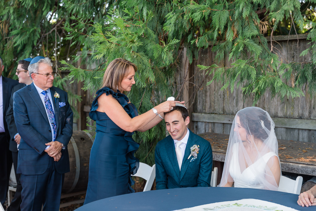 a Ketubah signing ceremony next to the vineyards