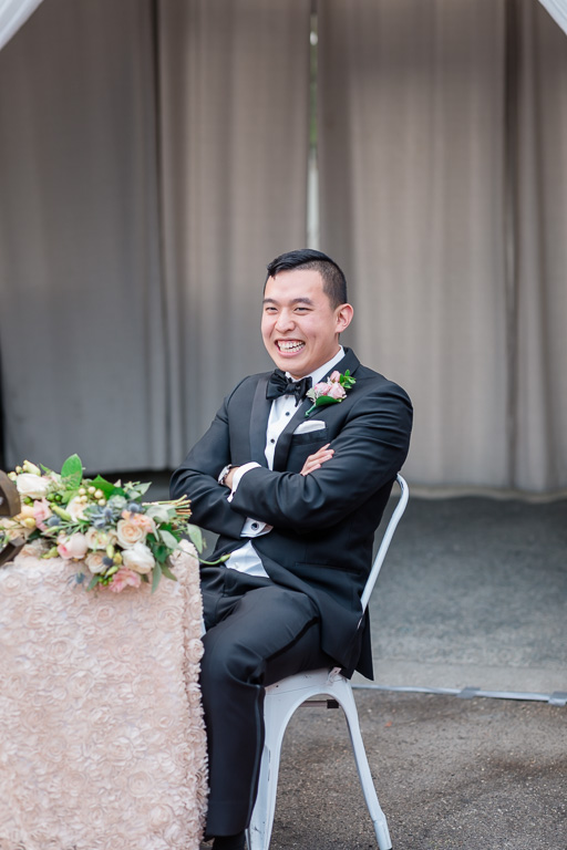 groom's reaction when his sister revealed some funny secretes