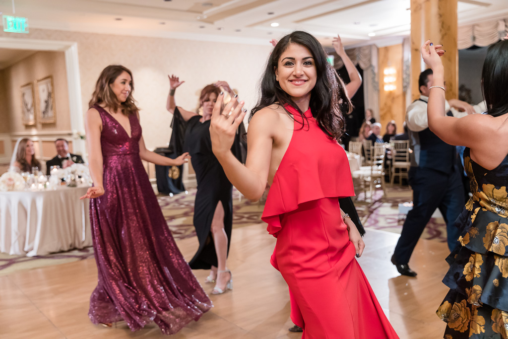 wedding guests dancing elegantly
