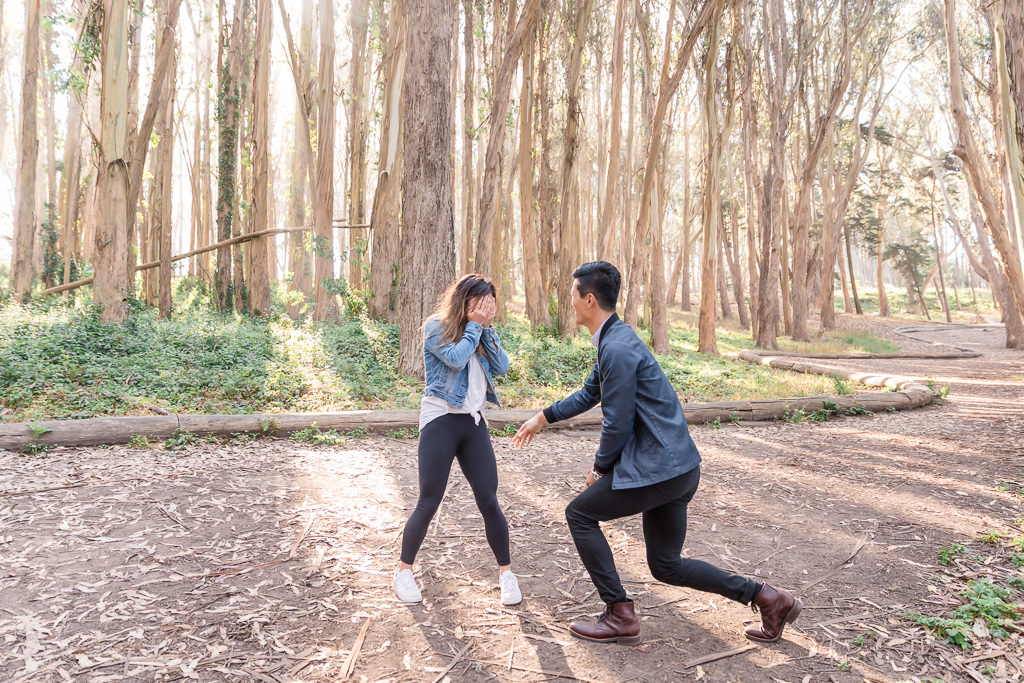 love all the candidness of these precious moments of this San Francisco surprise proposal