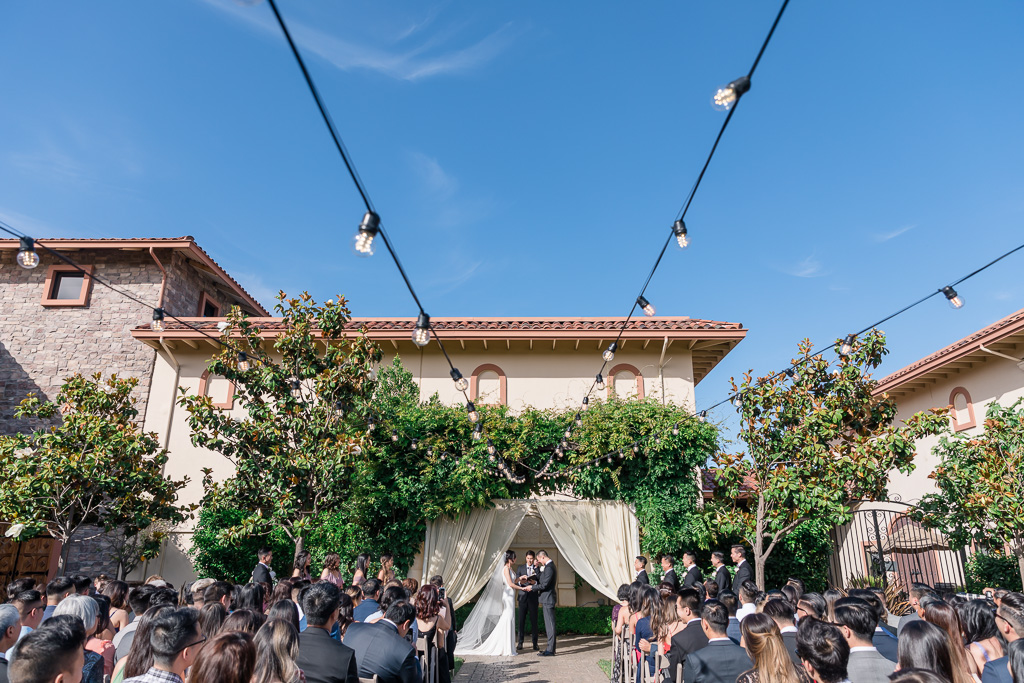 Casa Real outdoor ceremony in the courtyard