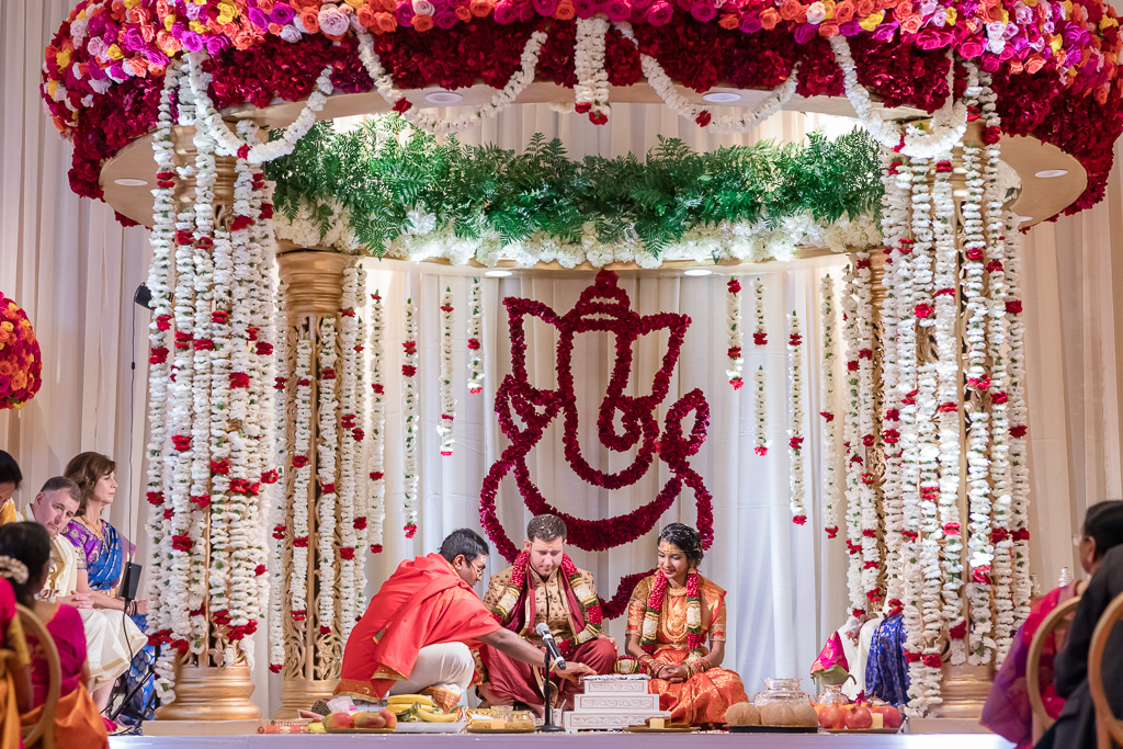 Hotel Nia ballroom for the Hindu wedding ceremony