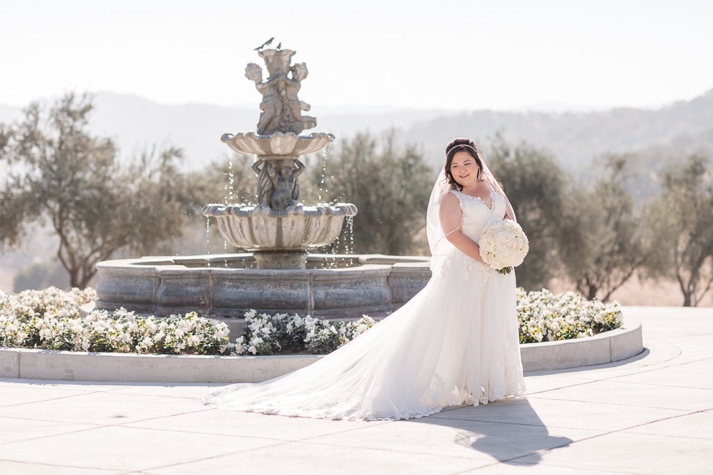 bridal solo at Willow Heights Mansion fountain
