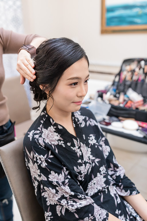 bride getting hair & makeup done by Bun Bun Bridal Lab