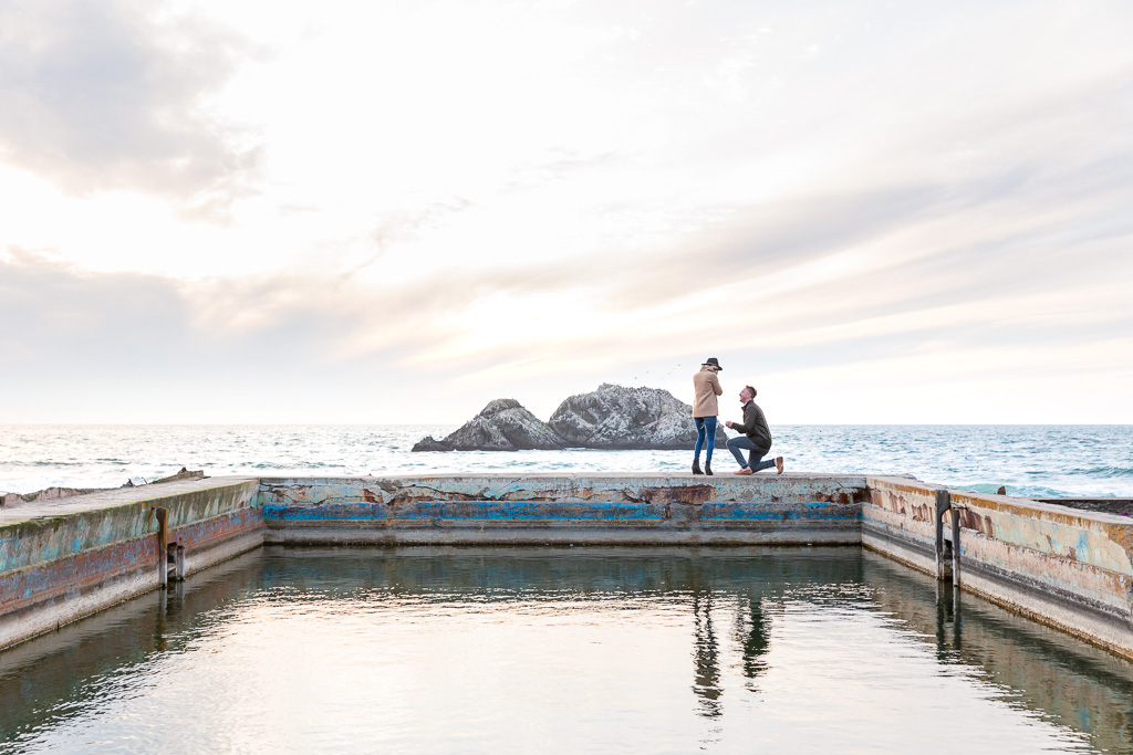 dramatic bay area location for surprise proposal