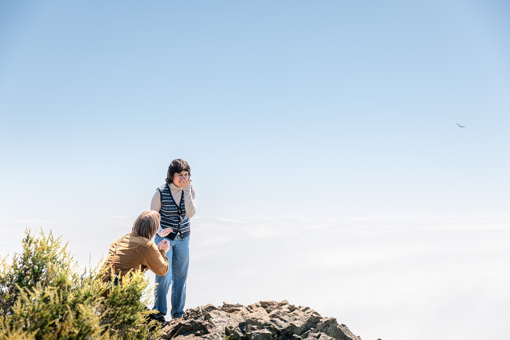 surprise proposal above the clouds at Mt Tam