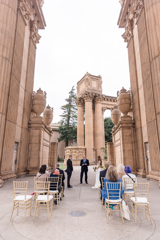 small wedding elopement at the Palace of Fine Arts