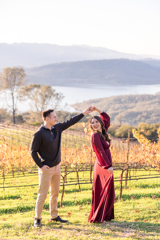 engagement photos in St Helena at vineyards