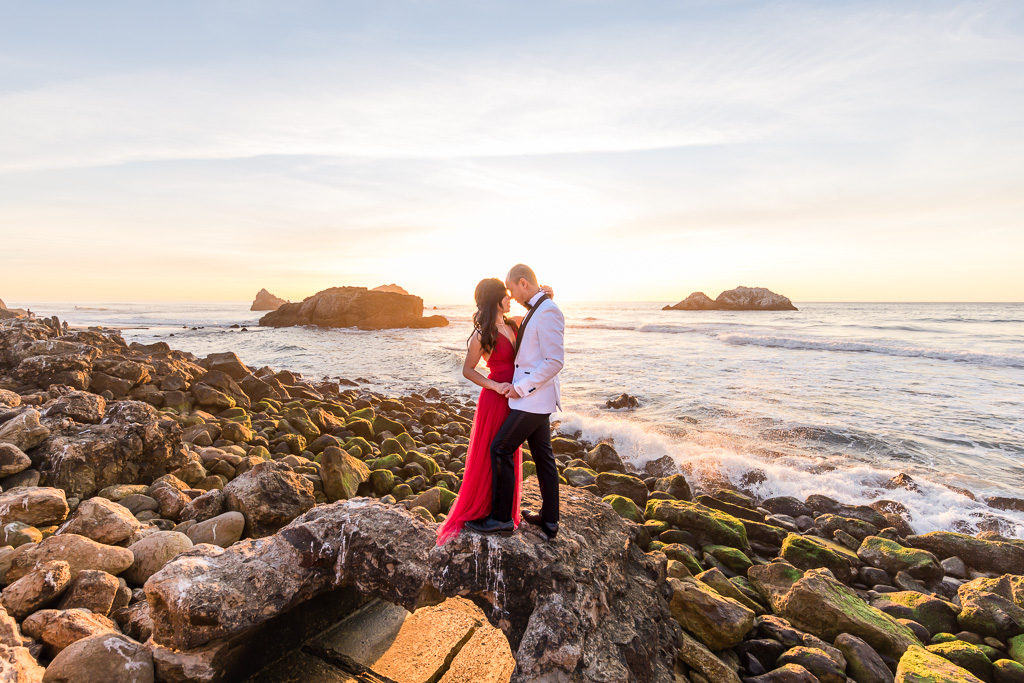 stunning iconic San Francisco engagement photos