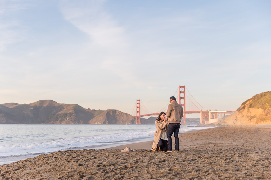 Golden Gate Bridge surprise proposal candid photographer