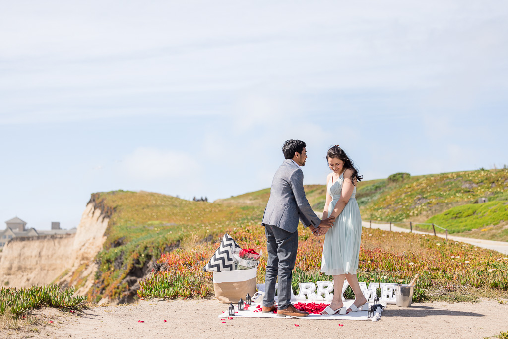 Ritz-Carlton picnic surprise proposal