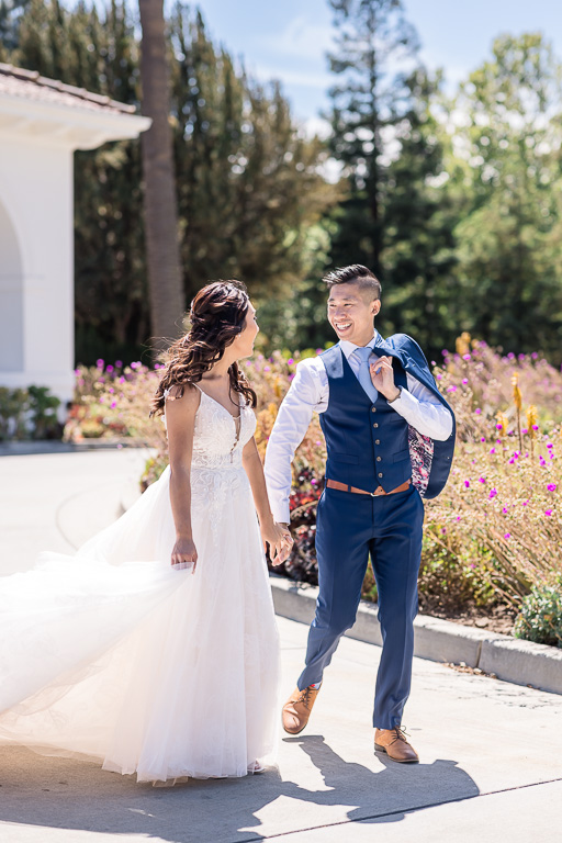 candid wedding portraits at Hayes Mansion