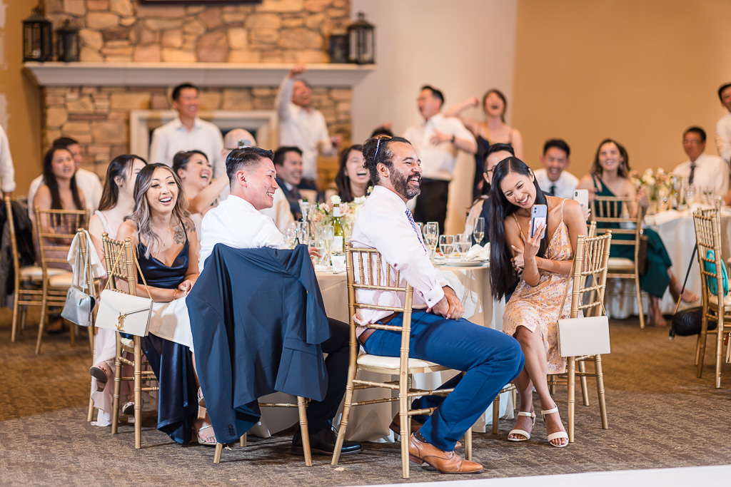 guest reactions to wedding toasts