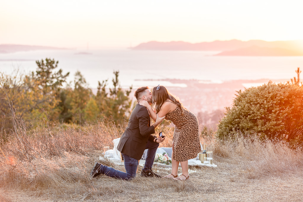 picnic surprise proposal in the Berkeley Hills