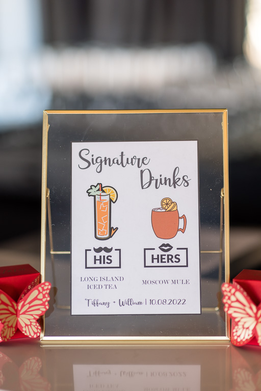 signature drinks sign
