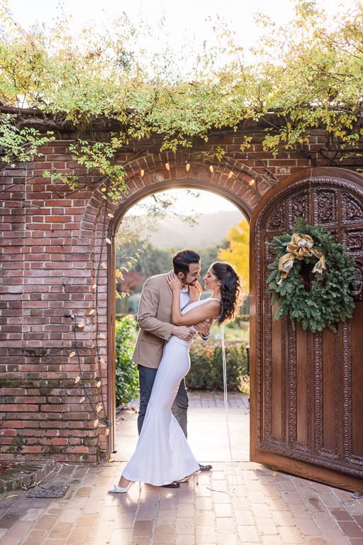 Filoli Garden door archway fall-colored engagement photos