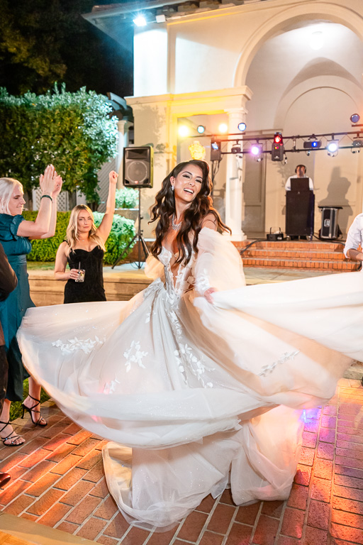 Montalvo wedding dance floor in the fog and colorful DJ light