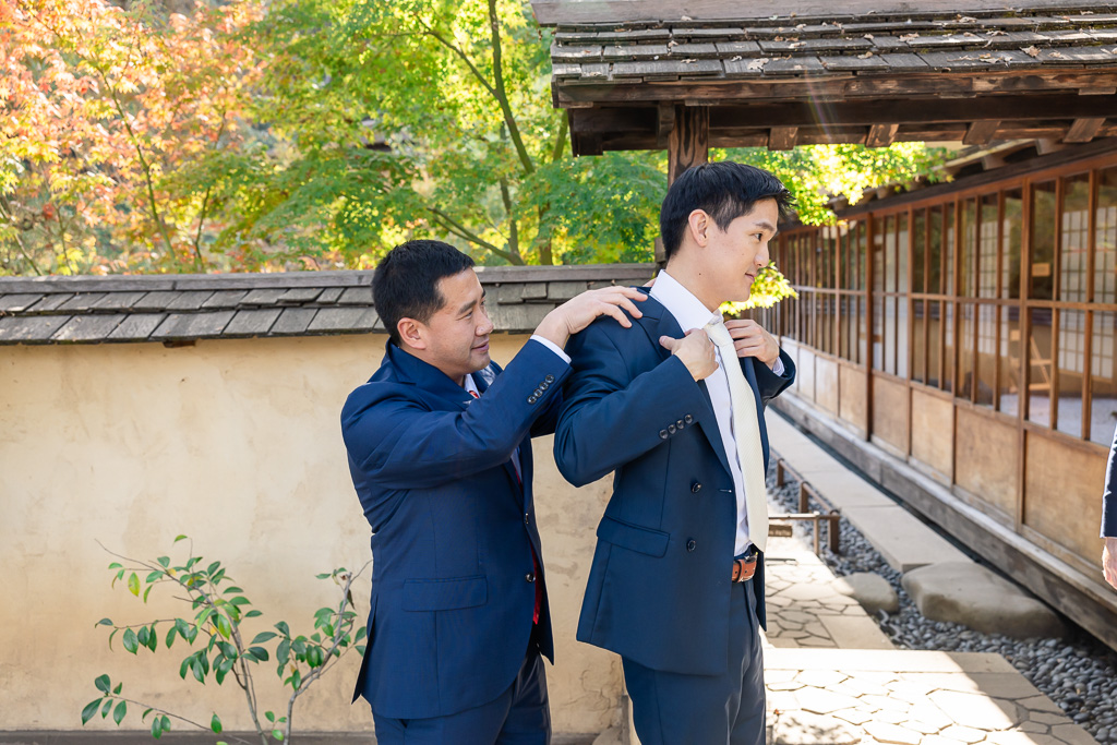 groom and best man at Hakone
