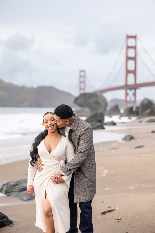 engagement photos at the Golden Gate Bridge