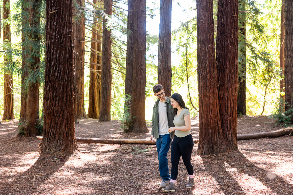 couple walking into redwood grove