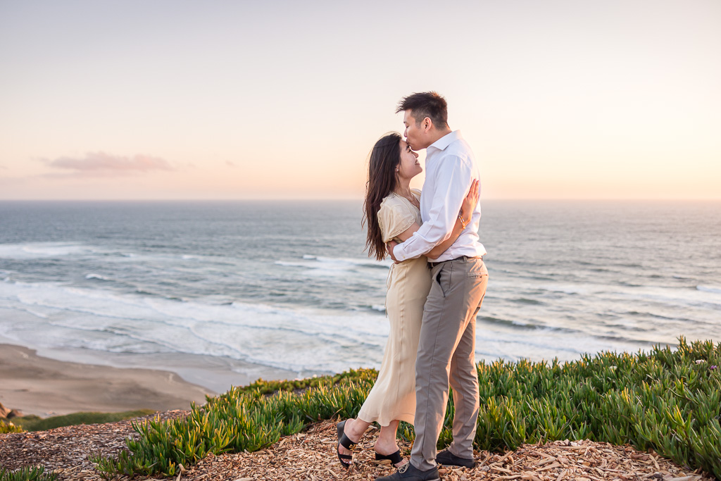 Fort Funston ocean bluff engagement photo shoot